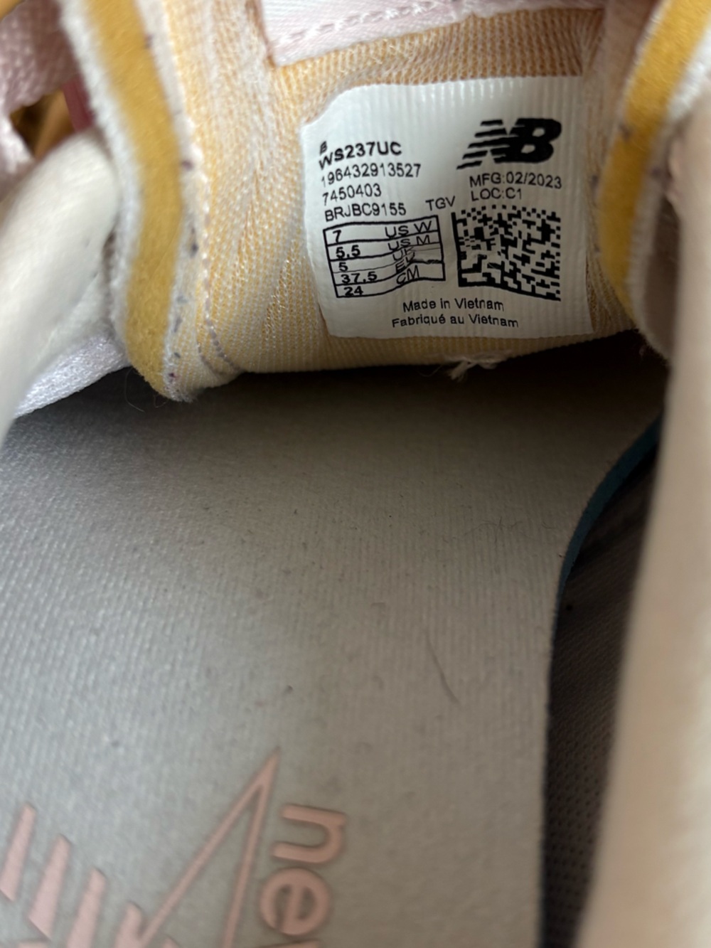 New Balance Women's 237 Sneakers in Washed Pink Colorway Size 7 - Picture 11 of 11